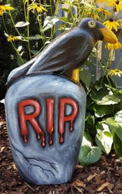 Amsel auf Grab